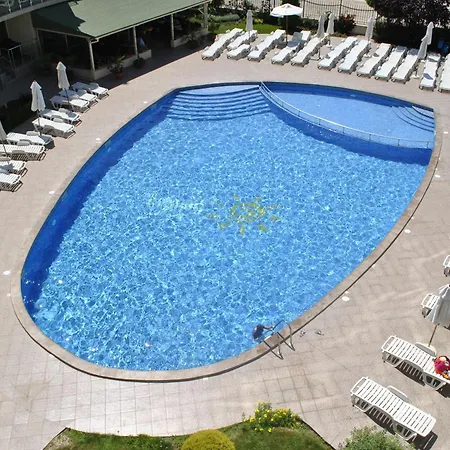 Julia Family סאני ביץ'