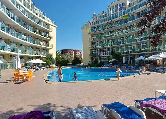 朱莉娅家庭公寓式酒店