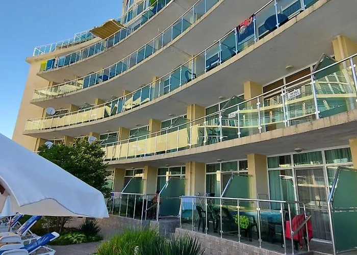 公寓式酒店 朱莉娅家庭公寓式酒店 阳光海滩