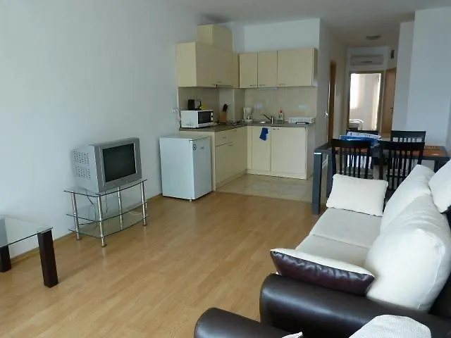 Julia Family Apartmanhotel Napospart