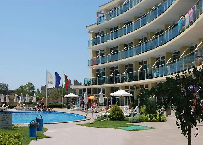 Julia Family 3* Napospart